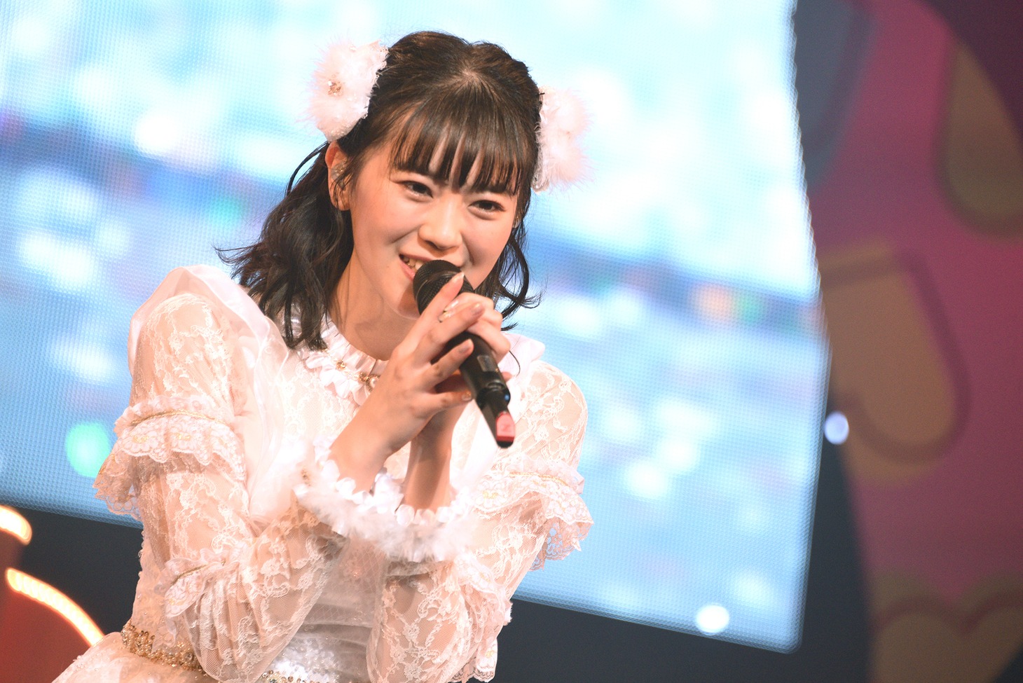 坂井仁香
