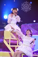 坂井仁香（上）と菅田愛貴（下）。