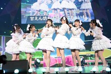 「超ときめき♡宣伝部のどきどきクリスマスパーティー2021～他の女子とは喋らないで～」東京・中野サンプラザホール公演の様子。