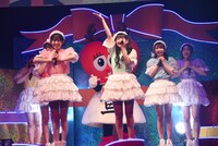 「超ときめき♡宣伝部のどきどきクリスマスパーティー2021～他の女子とは喋らないで～」東京・中野サンプラザホール公演の様子。