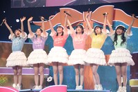 「超ときめき♡宣伝部のどきどきクリスマスパーティー2021～他の女子とは喋らないで～」東京・中野サンプラザホール公演の様子。