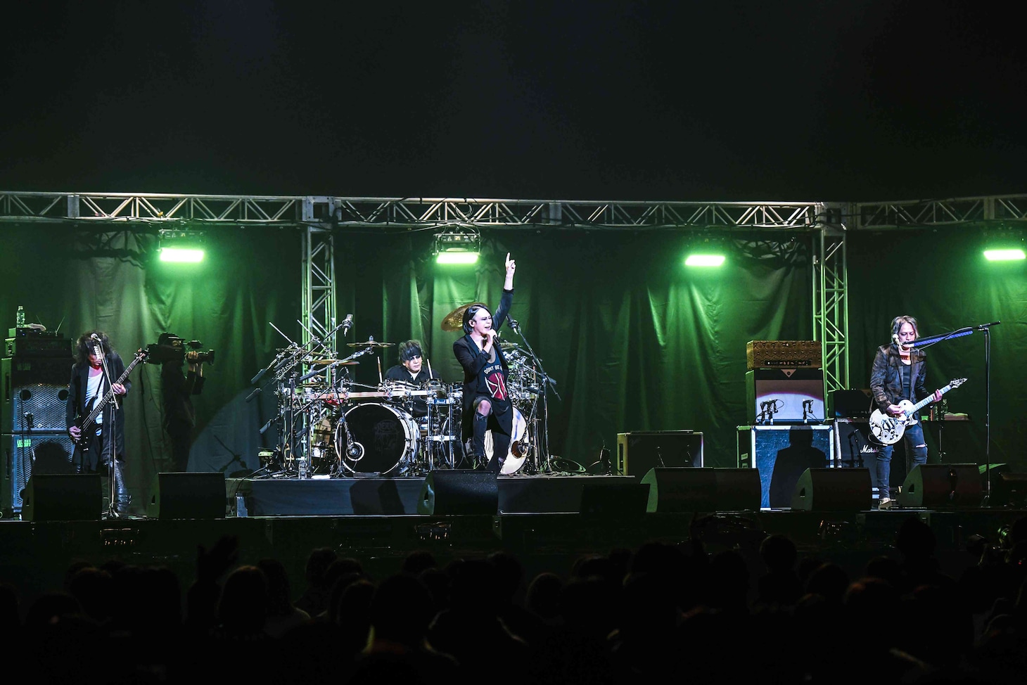 D'ERLANGER feat. 逹瑯