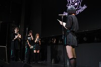 「サンダルテレフォン 2021 LAST LIVE -西脇朱音卒業公演」の様子。