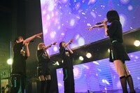 「サンダルテレフォン 2021 LAST LIVE -西脇朱音卒業公演」の様子。