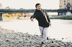 竹原ピストル弾き語りライブ盤発売、吉田拓郎や中島みゆきのカバー含む50曲以上収録