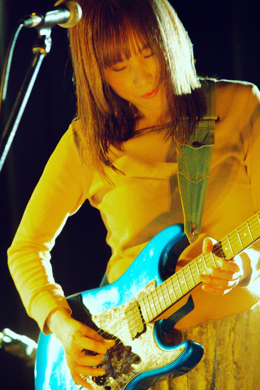 kAyAn（G, Cho / OOIOO）（Photo by Yoshitake Hamanaka、Kokoro Ihara）