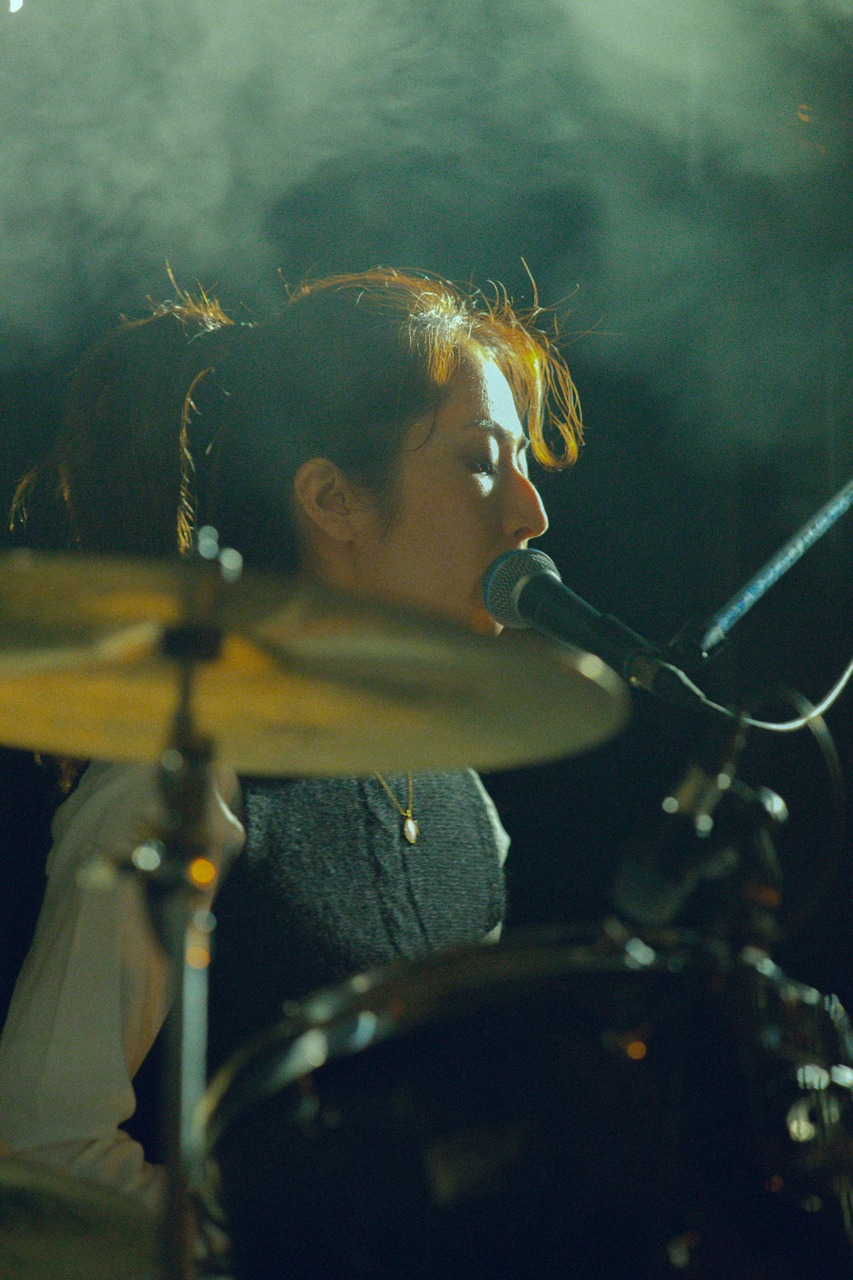 Yurika（Dr / TAWINGS）（Photo by Yoshitake Hamanaka、Kokoro Ihara）