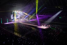 「SILENT SIREN年末スペシャルLIVE TOUR 2021『FAMILIA』」東京体育館公演の様子。