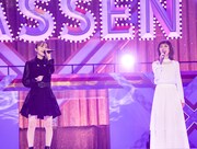 戸田恵子 feat. 百田夏菜子（撮影：上飯坂一）