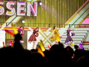 ももいろクローバーZによるライブの様子。（撮影：上飯坂一）