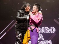 左から大仁田厚、青木真也。（撮影：上飯坂一）