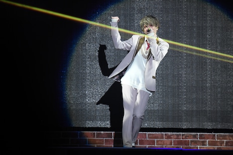 センラ（撮影：小松陽祐［ODD JOB］、岡本麻衣、堀卓朗［ELENORE］）