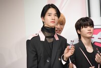 何食わぬ顔で與那城奨の視界を遮る佐藤景瑚。