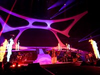 「NANA MIZUKI LIVE RUNNER 2020 → 2022」の様子。（撮影：上飯坂一、高田真紀子）