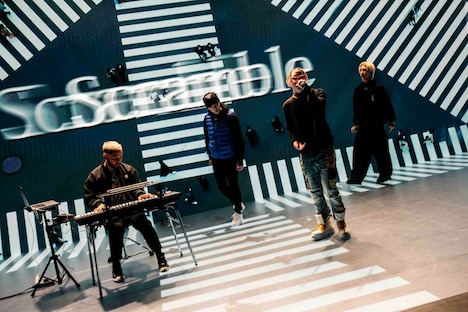 左からマット・キャブ、BLOOM VASE。