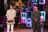 左から田中圭、千葉雄大。(c)日本テレビ
