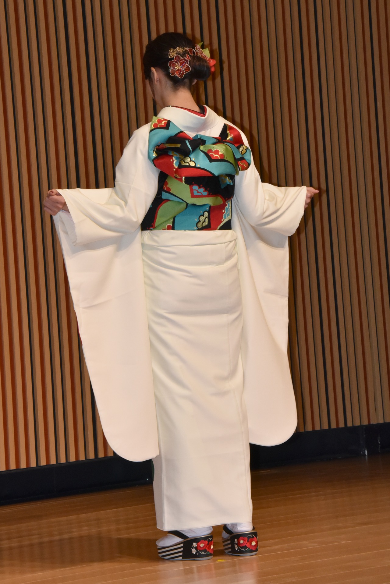 下尾みう