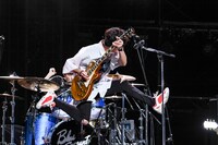 BLUE ENCOUNTのライブの様子。（Photo by TEPPEI KISHIDA）