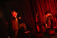 FLOWのライブの様子。（Photo by TEPPEI KISHIDA）