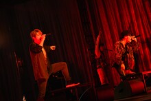 FLOWのライブの様子。（Photo by TEPPEI KISHIDA）