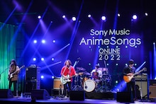 KANA-BOONのライブの様子。（Photo by TEPPEI KISHIDA）