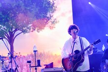 片岡健太（Vo, G / sumika）（Photo by TEPPEI KISHIDA）