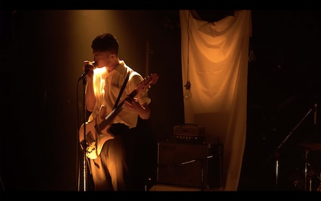 BOARD「IDEA OF RAW SIDE」のワンシーン。