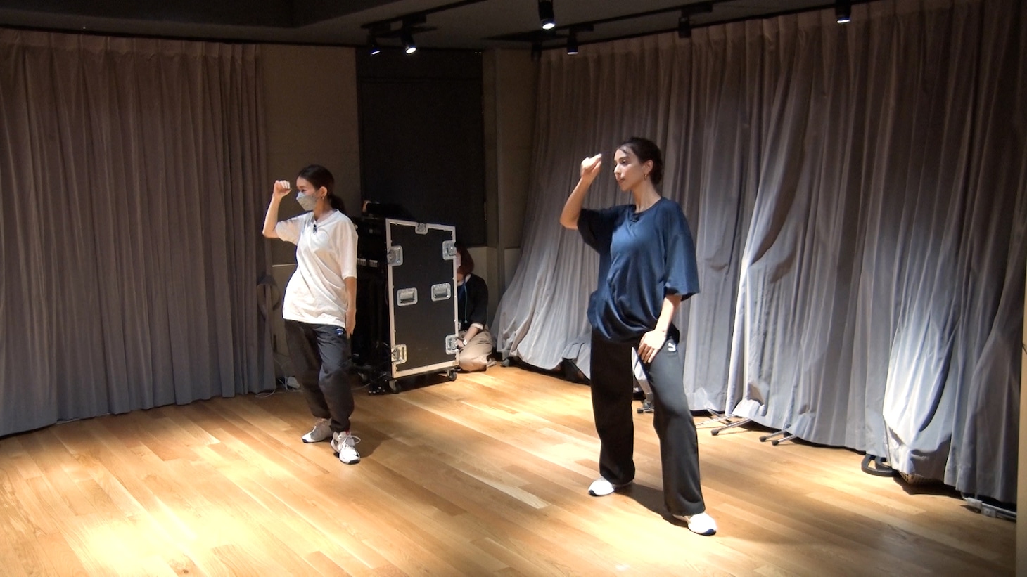 ダンス練習中の滝沢カレン。(c)日本テレビ
