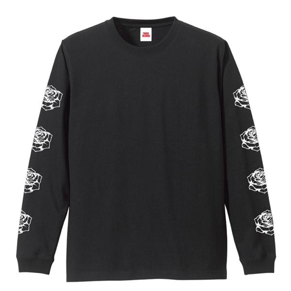 「Ado × TOWER RECOREDS」ロングTシャツ（表）