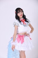 アテナ・シオリ