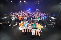 手羽先センセーション「画鳥点睛」東京・UNIT公演の様子。