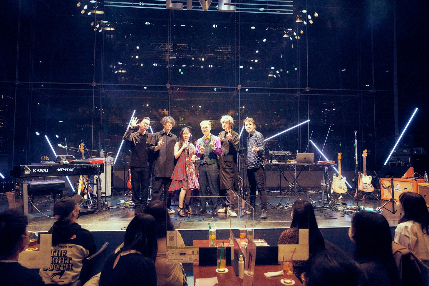 「fhana Love Supreme! Tour 2021-2022」Billboard Live TOKYO公演の様子。