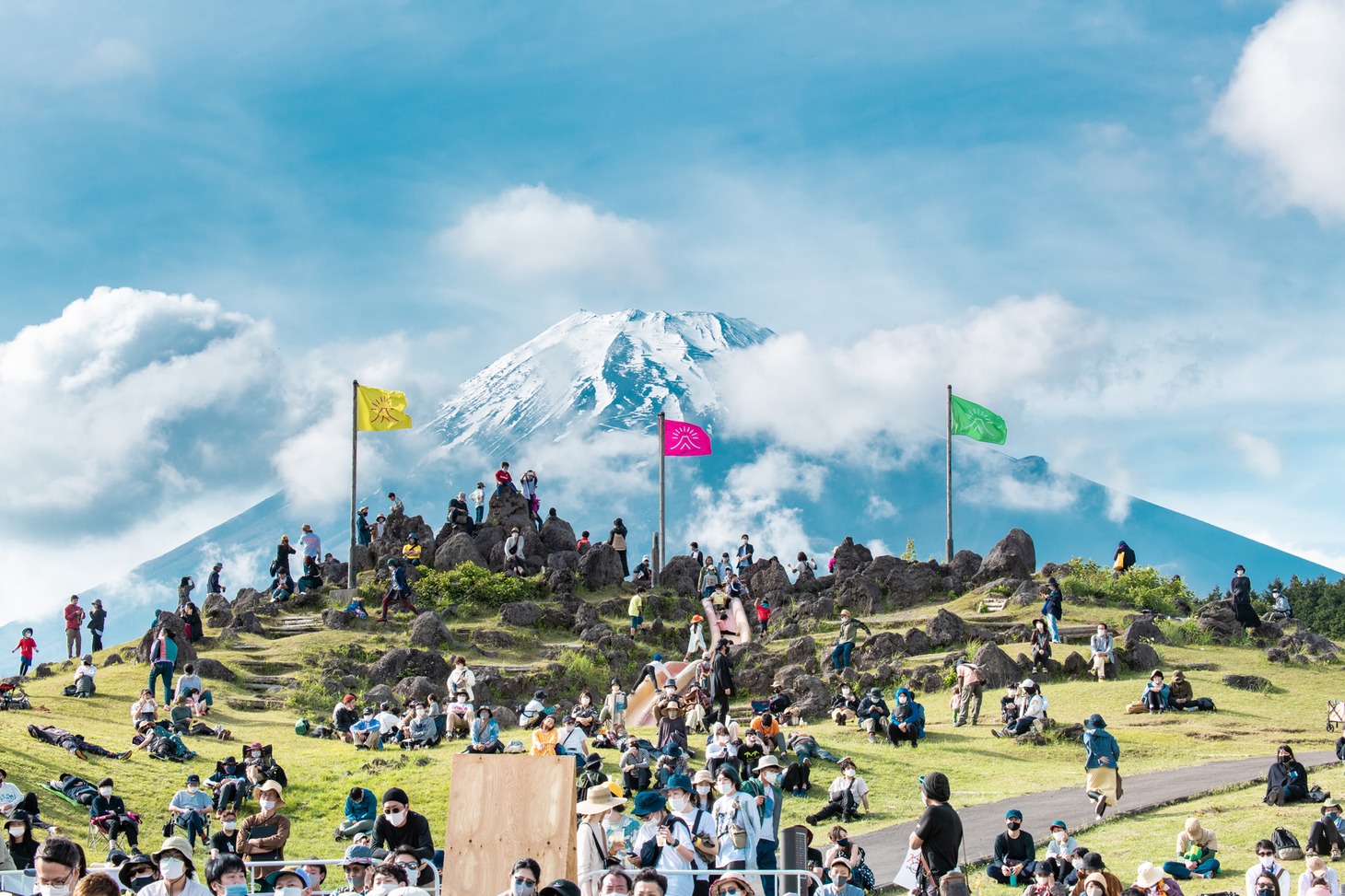「FUJI & SUN」会場風景