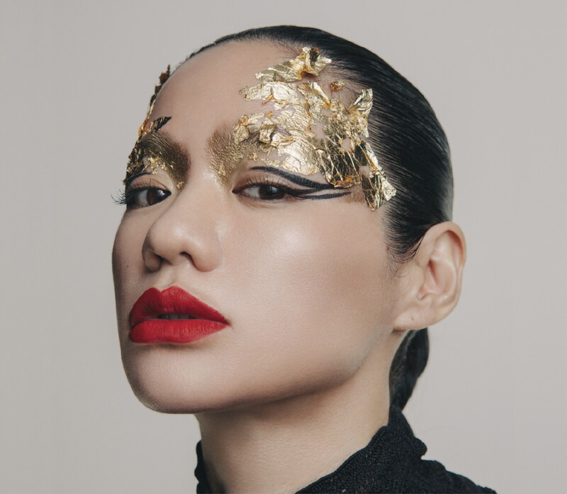 Awich「Queendom」ジャケット