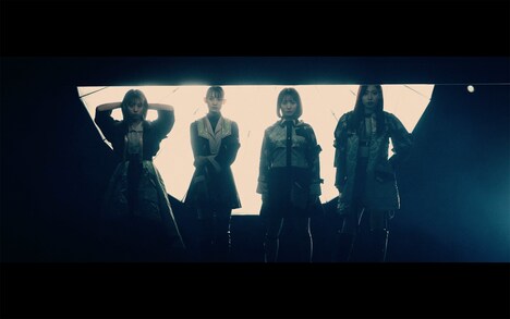 TEAM SHACHI「HORIZON」ミュージックビデオより。