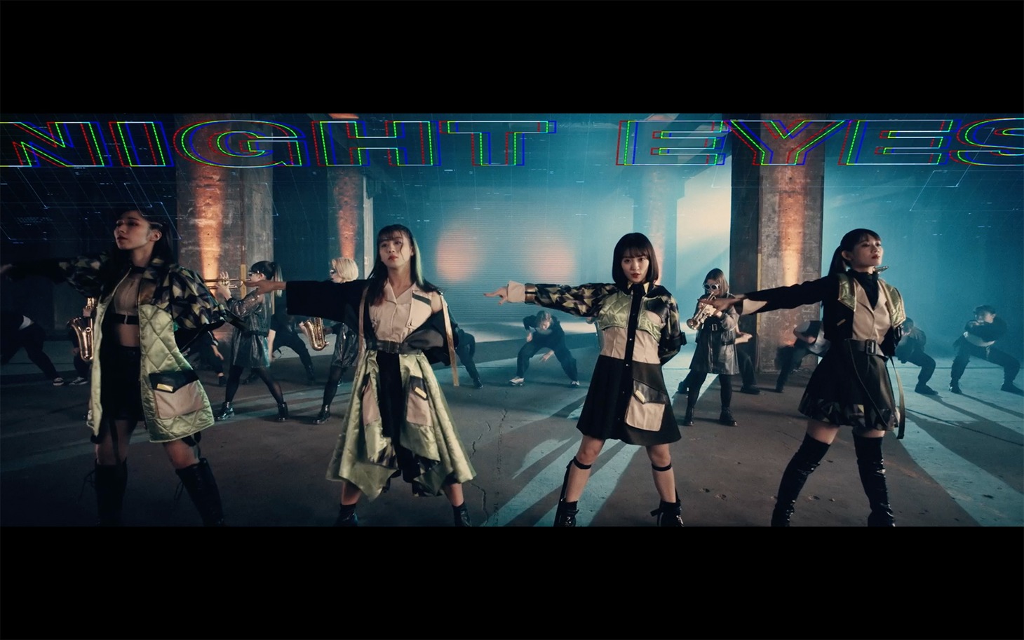 TEAM SHACHI「HORIZON」ミュージックビデオより。
