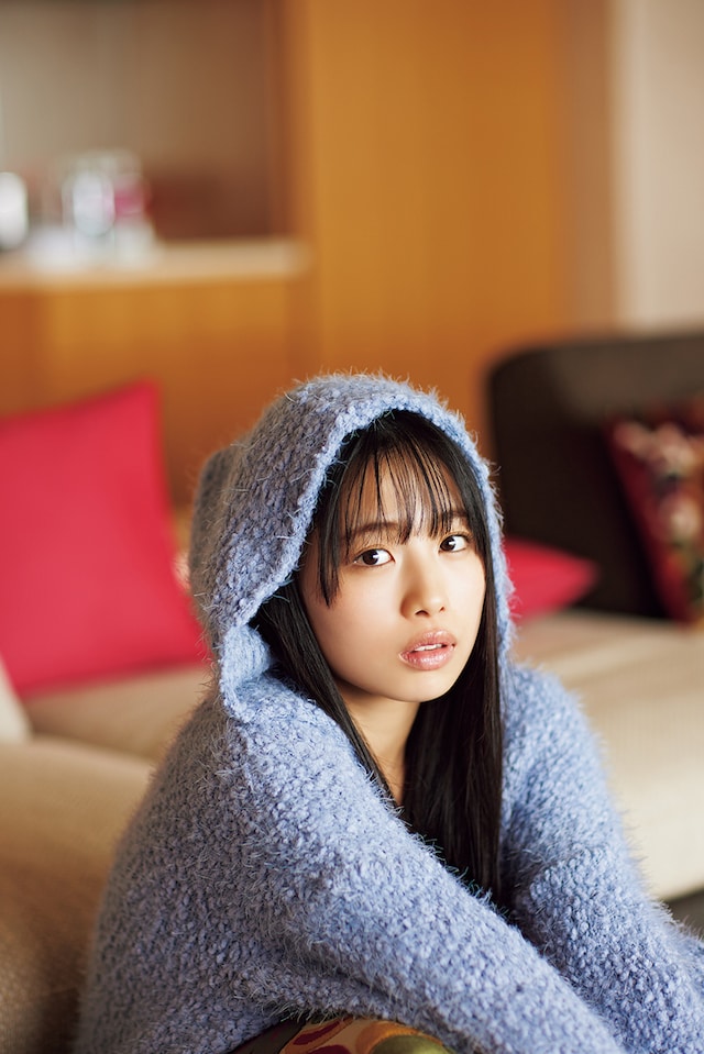 伊勢鈴蘭（アンジュルム）写真集「Layla」より。（撮影：TOMMY）