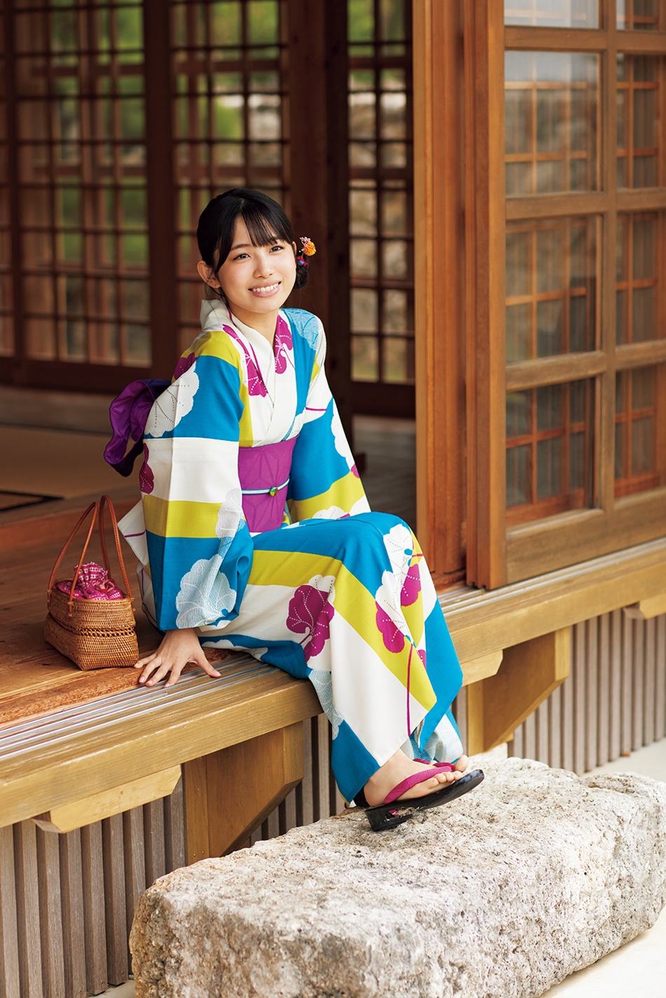伊勢鈴蘭（アンジュルム）写真集「Layla」より。（撮影：TOMMY）