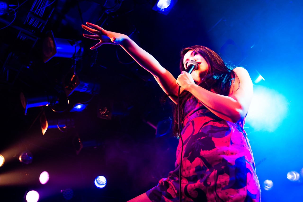 あっこりんりん（Vo）（Photo by Monkee Music Media）