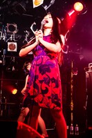 あっこりんりん（Vo）（Photo by Monkee Music Media）
