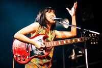 よよよしえ（G）（Photo by Monkee Music Media）