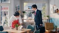 バイトルの新テレビCM「営業さん、交渉する」編より。