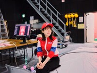 秋元真夏（メイキングカット）