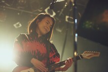 橋本絵莉子（撮影：川島悠輝）