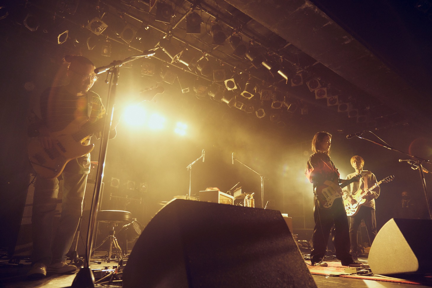 「1st Full Album発売記念ライブ『日記を燃やして』」の様子。（撮影：川島悠輝）