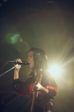 橋本絵莉子（撮影：川島悠輝）