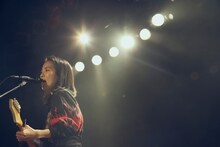 橋本絵莉子（撮影：川島悠輝）