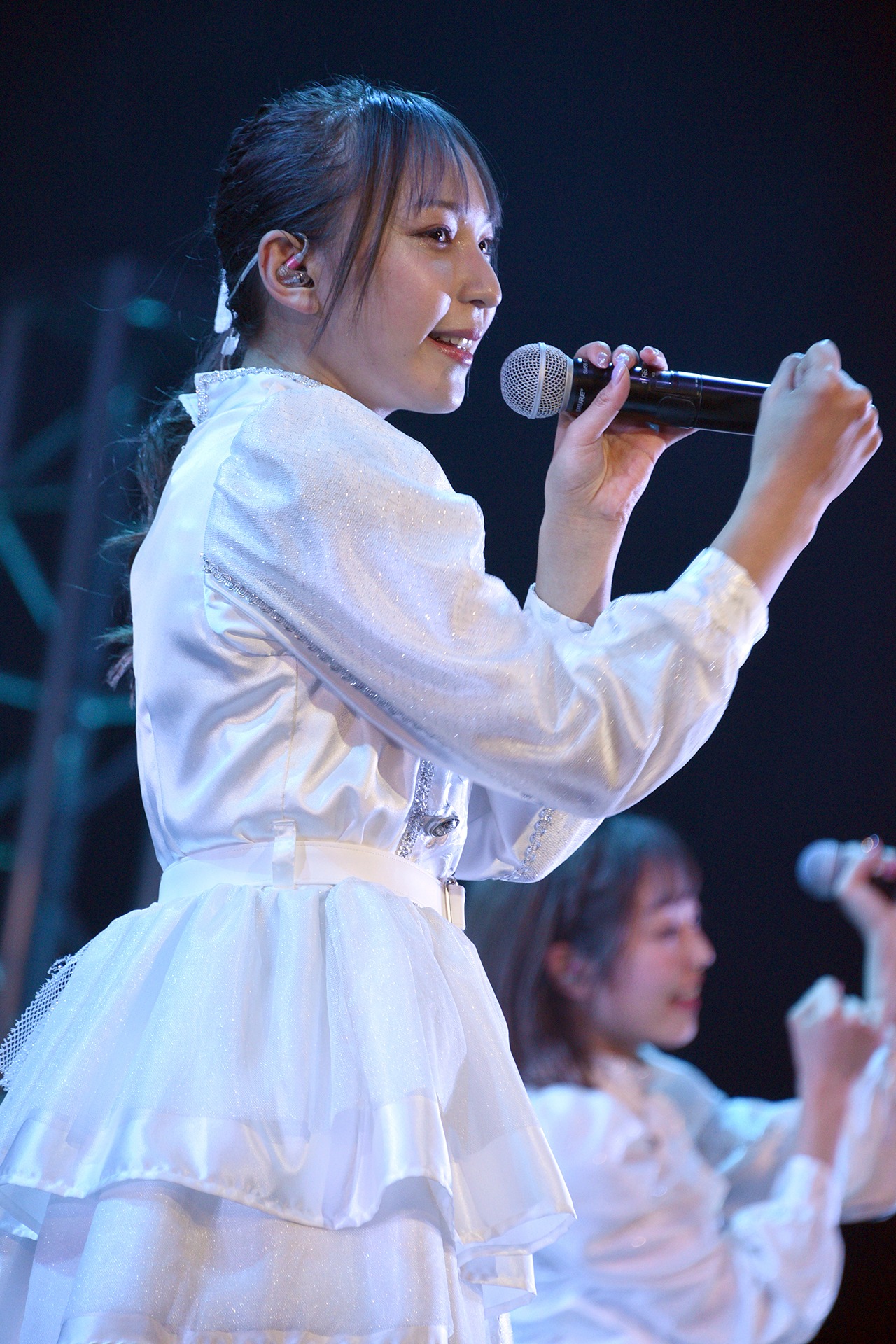 塩川莉世