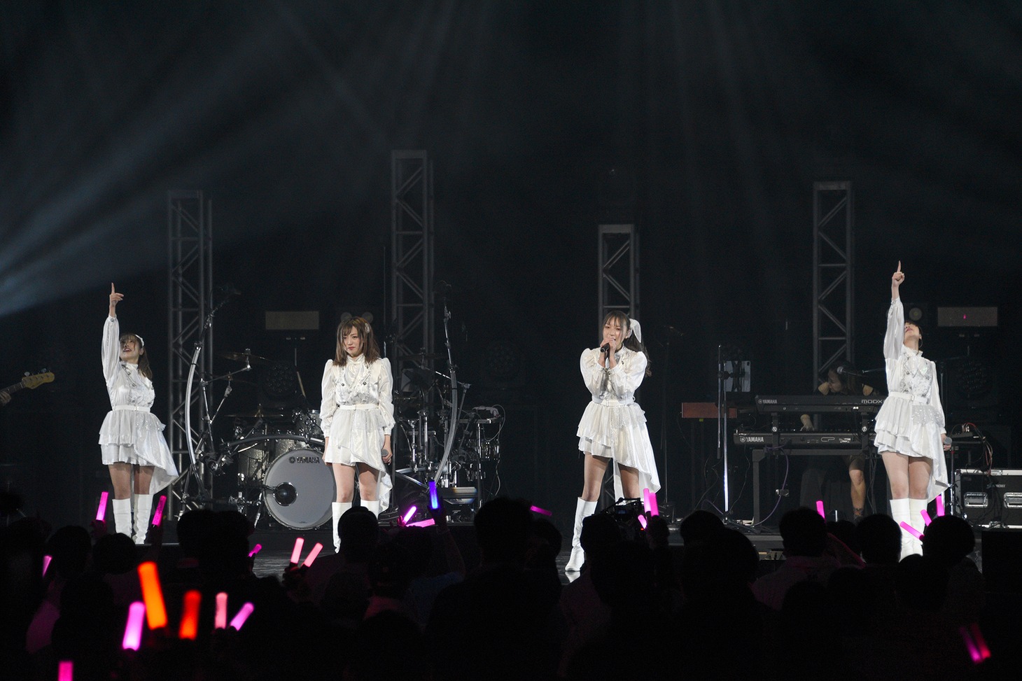 「転校少女*『THE LAST LIVE ～With You～』」の様子。