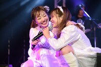 左から松井さやか、佐々木美紅。